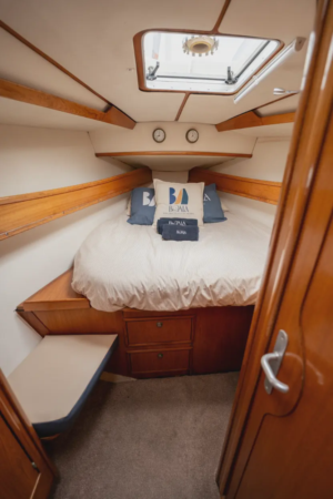 Jeanneau Sun Odyssey 42 | Alquiler con patrón en Combarro, Rías Baixas 3