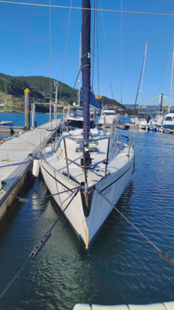 Velero en Domaio 3
