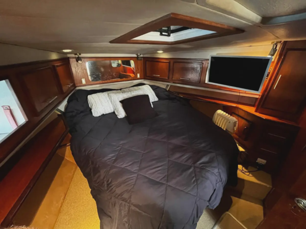 Alquiler de yate Fairline Fly 43 con patrón en Vigo — grupos de hasta 11 personas 3