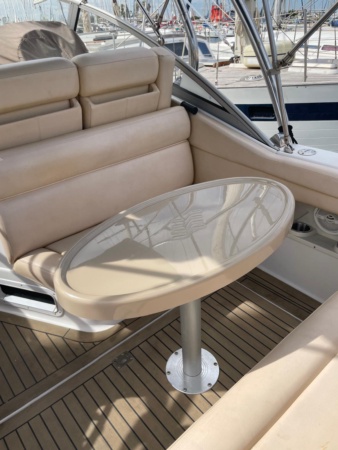 Alquiler Motora FOUR WING 8.5 metros 7
