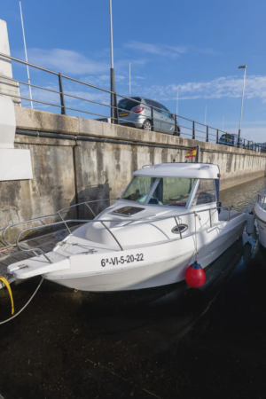 Alquiler barco 6m sin patrón en la Ría de Vigo 2
