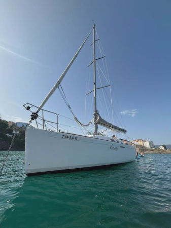 ALQUILER VELERO BARBAFEITA - PORTONOVO 1