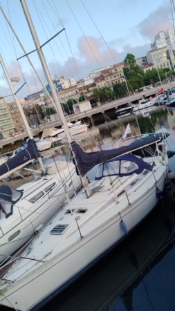 Salida en barco en Vigo — Navegada c/protagonismo + fondeo relax playa (2)