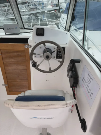 Lancha con Licencia de Navegación en la Ría de Vigo 8