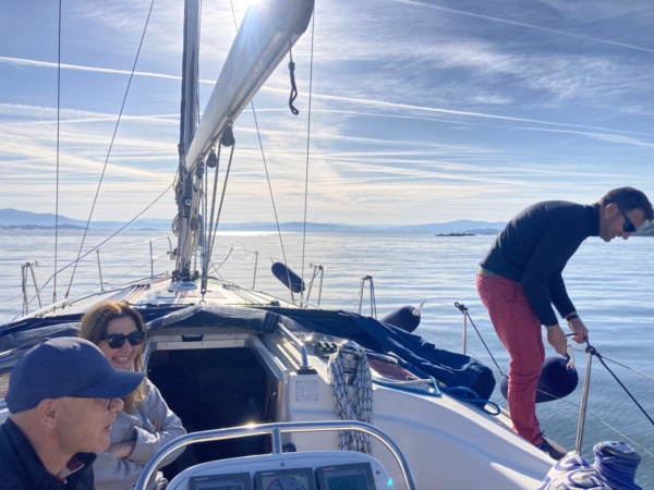 Alquiler velero 12m en Baiona 3