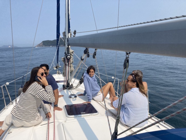 Alquiler velero 12m en Baiona 2