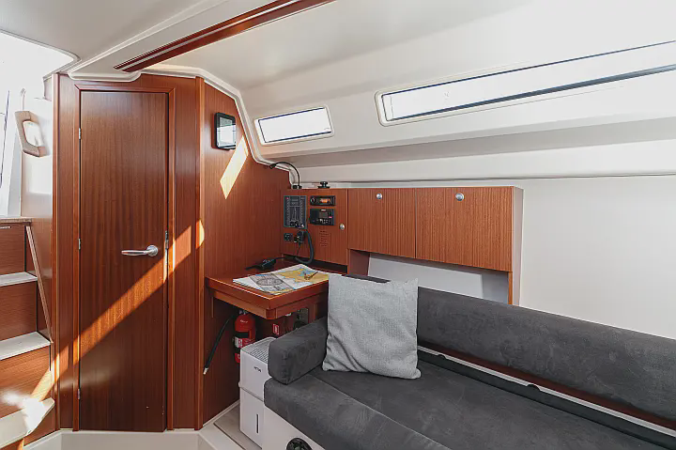 Alquiler de velero Hanse 315 en Baiona | Velero del Año para 6 personas en las Rías Baixas 6