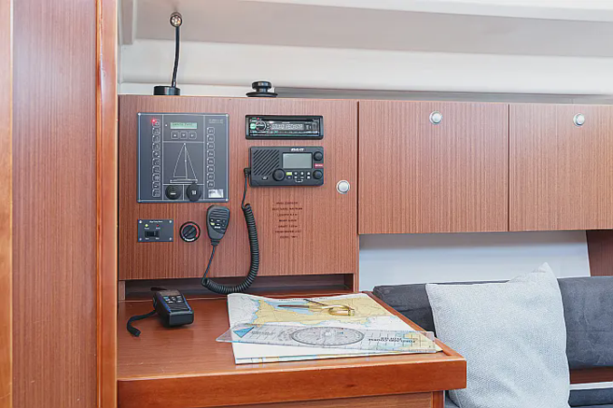 Alquiler de velero Hanse 315 en Baiona | Velero del Año para 6 personas en las Rías Baixas 16