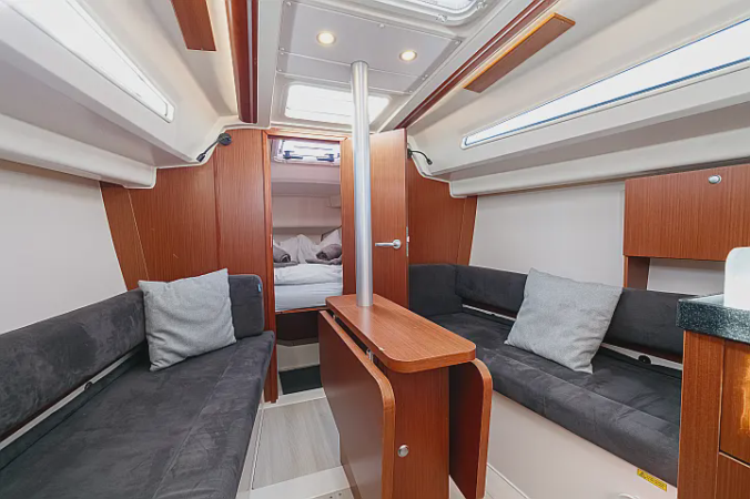 Alquiler de velero Hanse 315 en Baiona | Velero del Año para 6 personas en las Rías Baixas 8