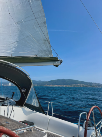  Navega por la Ría de Vigo y disfruta del mar en su mejor época 5