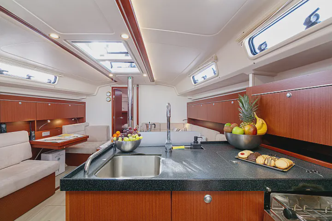 Alquiler de velero Hanse 415 en Baiona | 3 camarotes para 10 personas en las Rías Baixas 27