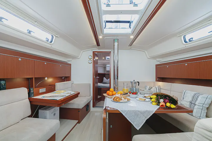 Alquiler de velero Hanse 415 en Baiona | 3 camarotes para 10 personas en las Rías Baixas 23