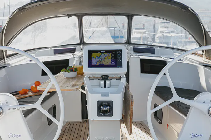Alquiler de velero Hanse 415 en Baiona | 3 camarotes para 10 personas en las Rías Baixas 15