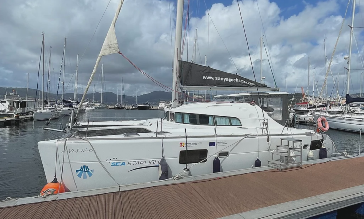 Alquiler Catamarán en Vigo hasta 11 personas  2