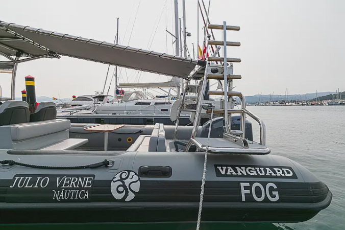 Alquiler de neumática Vanguard 760 en Baiona | Semirrígida 225cv para las Islas Cíes y Rías Baixas 14