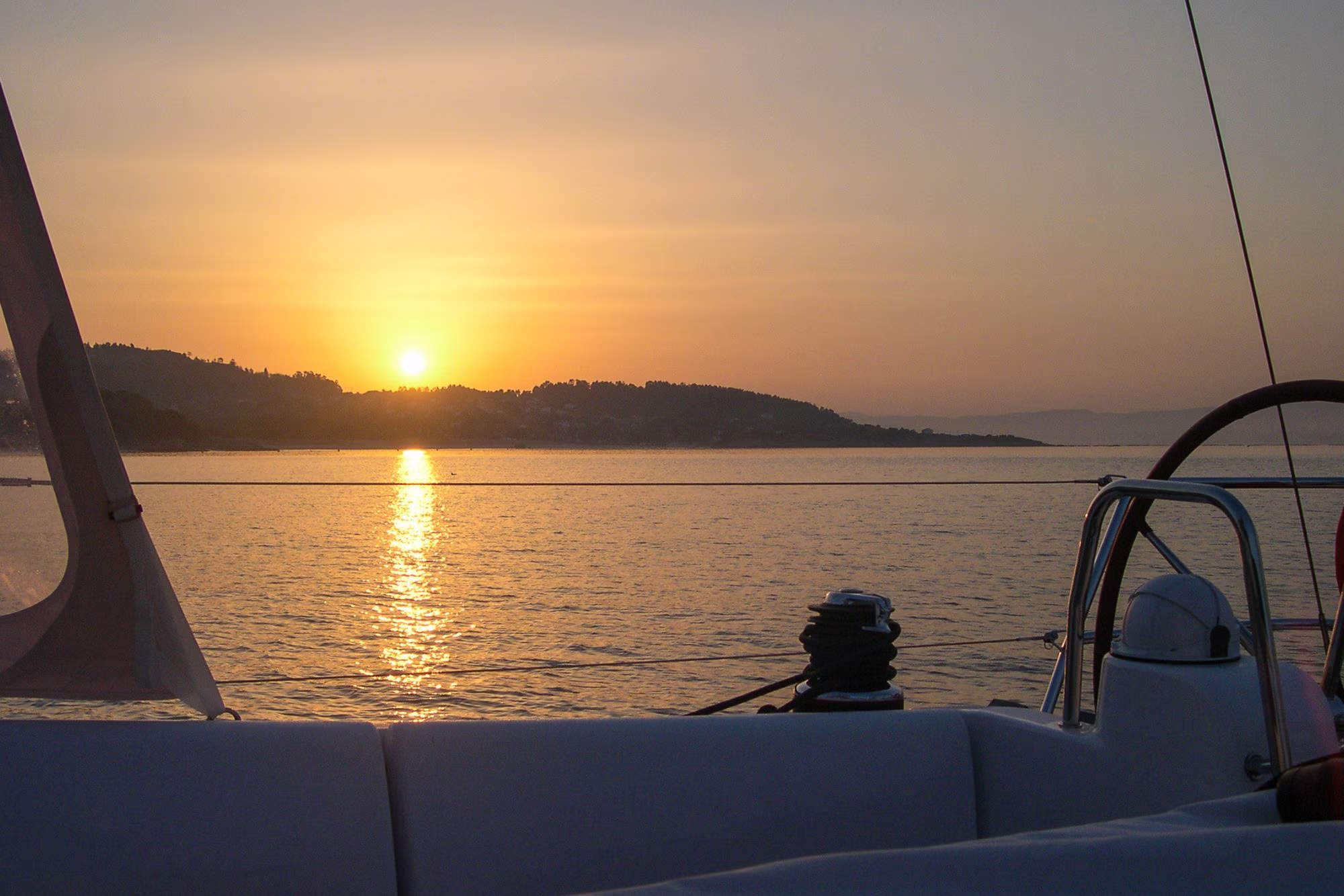 Agasalla un barco, agasalla Zarpar